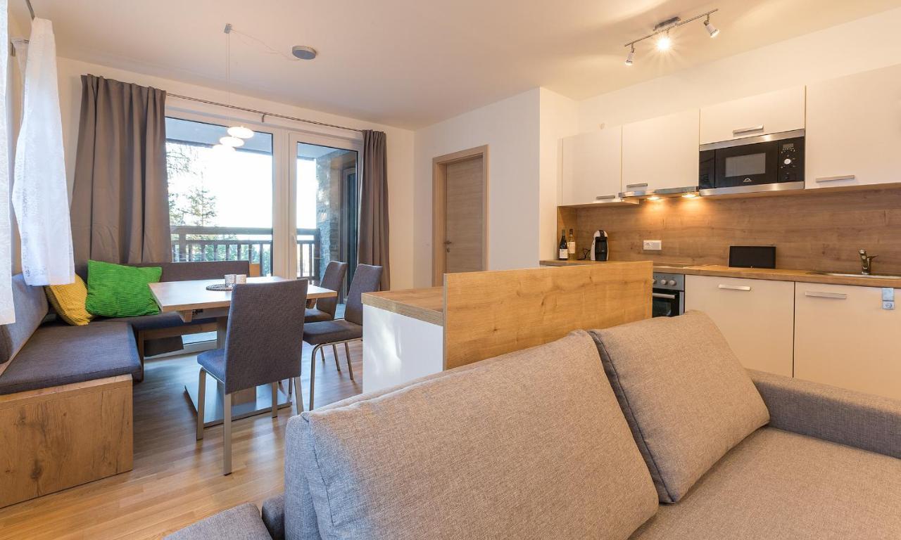 Ski In Ski Out Apartment Fastenberg Top 2 by AA Holiday Homes Schladming Eksteriør bilde
